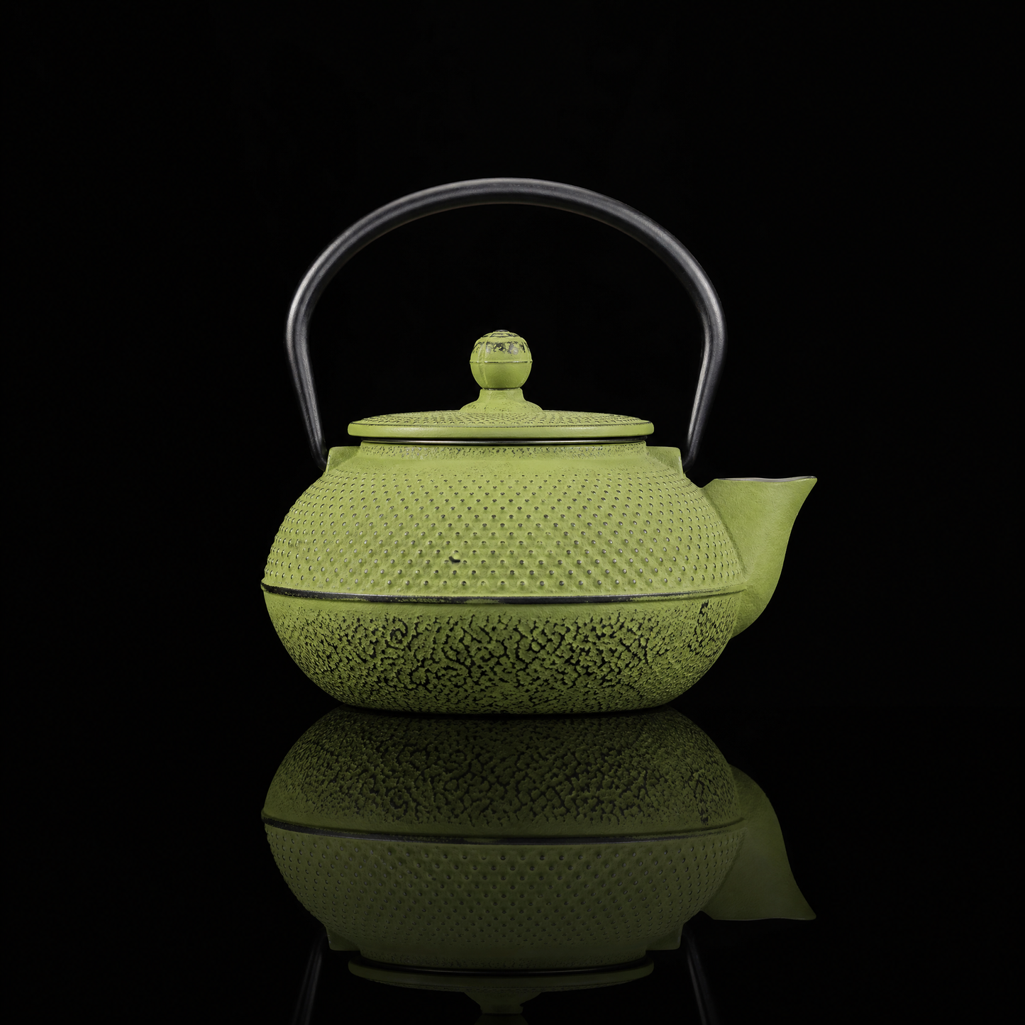 Solid Color Cast Iron Kettle, 0.9L